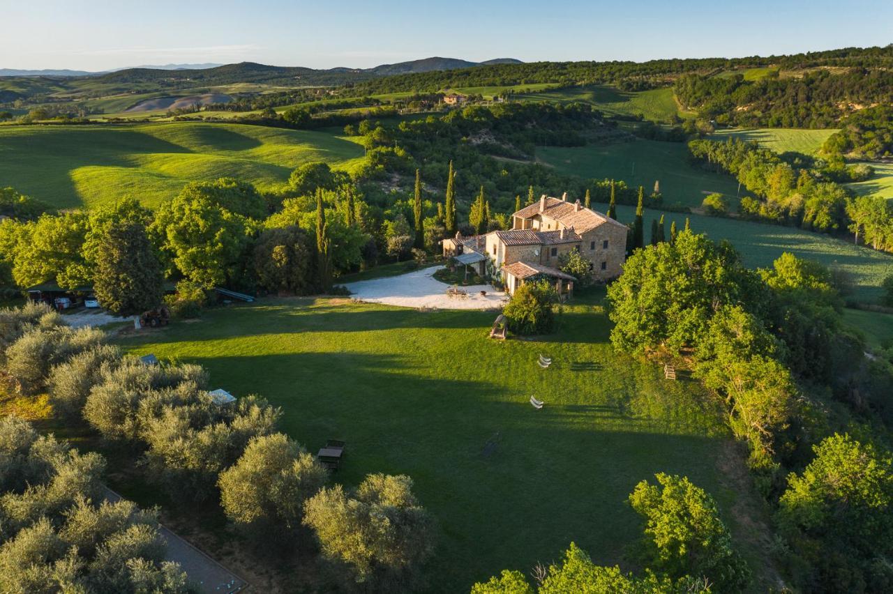 Agriturismo Cretaiole ปีเอนซา ภายนอก รูปภาพ